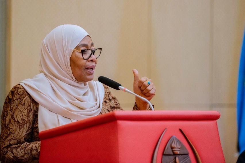 ikulumawasliano's tweet photo. Rais wa Jamhuri ya Muungano wa Tanzania Mheshimiwa Dkt. Samia Suluhu Hassan akutana na kuzungumza  na Viongozi wa Jumuiya ya Wanafunzi wa Taasisi za Elimu ya Juu (TAHLISO) tarehe 28 Februari, 2026 Ikulu, Jijini Dar es Salaam. https://t.co/blkIHrui4f