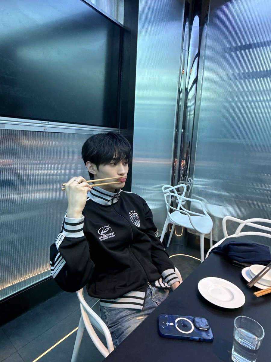 ccoli617's tweet photo. 김용승 진짜 모에모에하다 https://t.co/yd9Ea3eAXI
