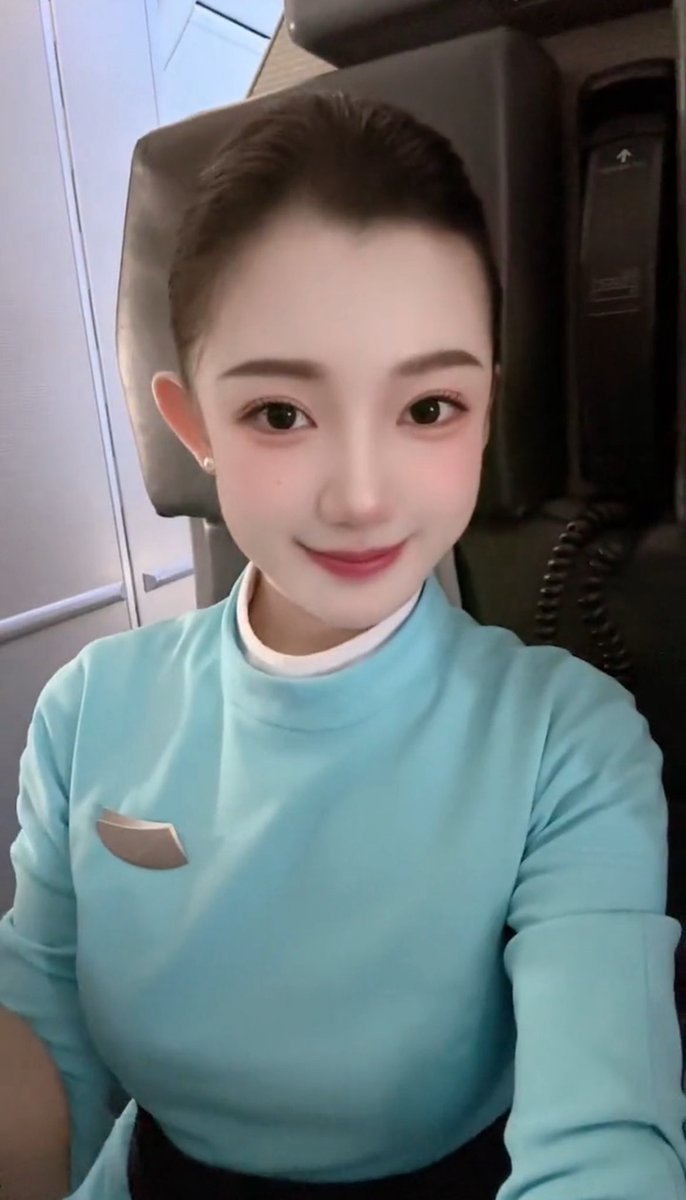 Yiluo99's tweet photo. 虽然我不是奥利奥，但你也可以泡一泡。 https://t.co/FQQgSag0pm