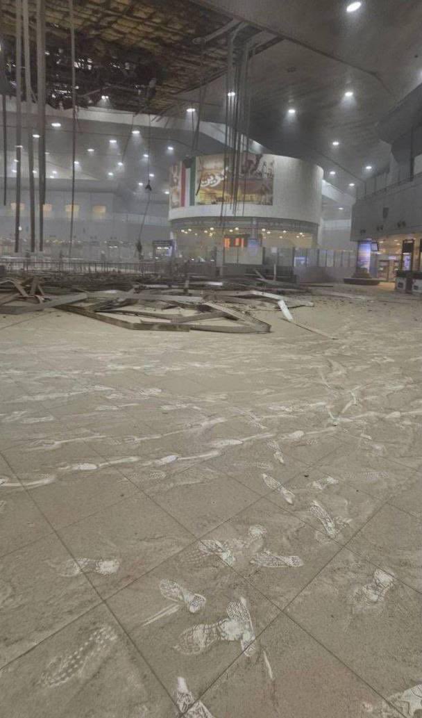 GlobeEyeNews's tweet image. BREAKING:

Iranian drone strike hits Kuwait International Airport.