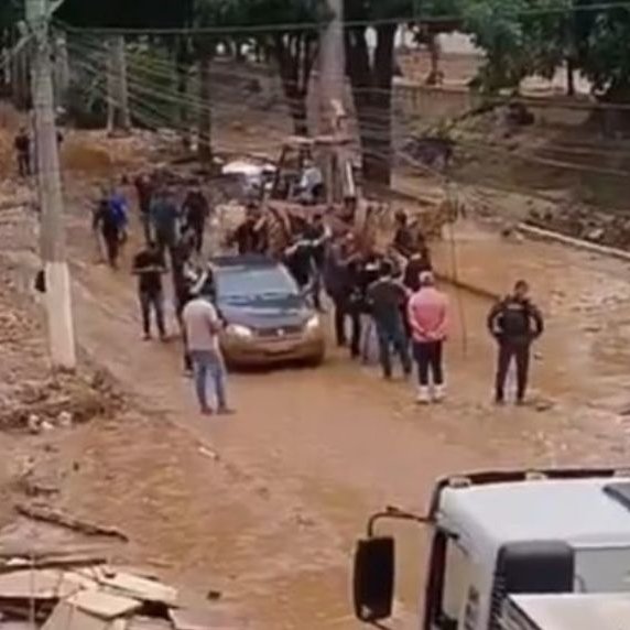 République tweet media