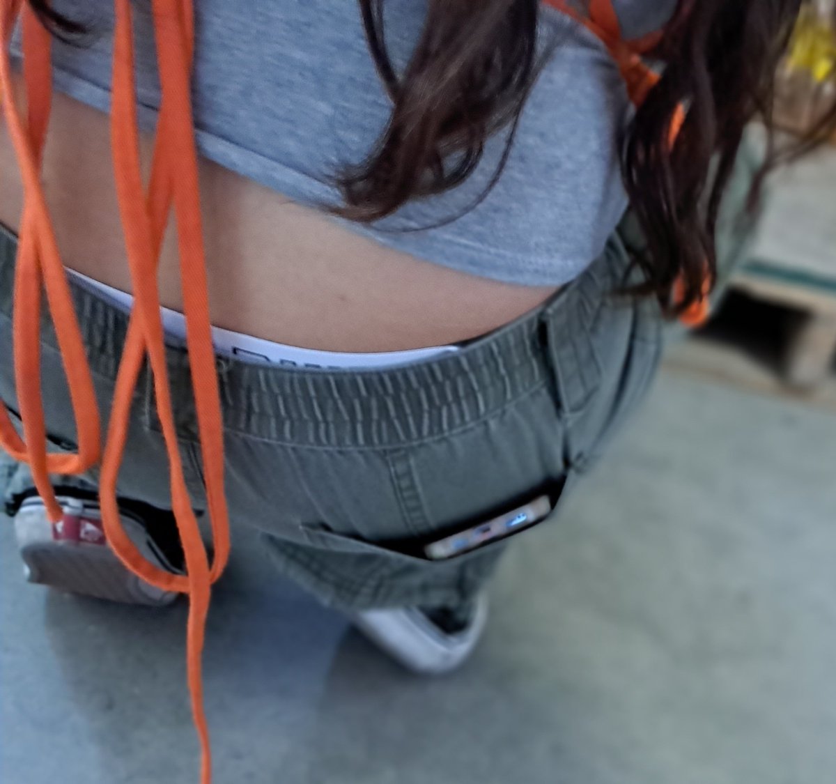 Shotz4Thong9918's tweet photo. This Latinas Cute Little White PINK Thong Kept Showing 🔥🤭 #ThongSlip #PantiesExposed #ThongExposed https://t.co/UEuO4bC4qK