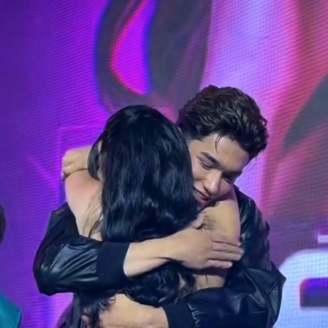 bluesprincesss's tweet photo. my heart can rest, knowing it belongs to you ♡

#FredCess https://t.co/wO9sVewPQK