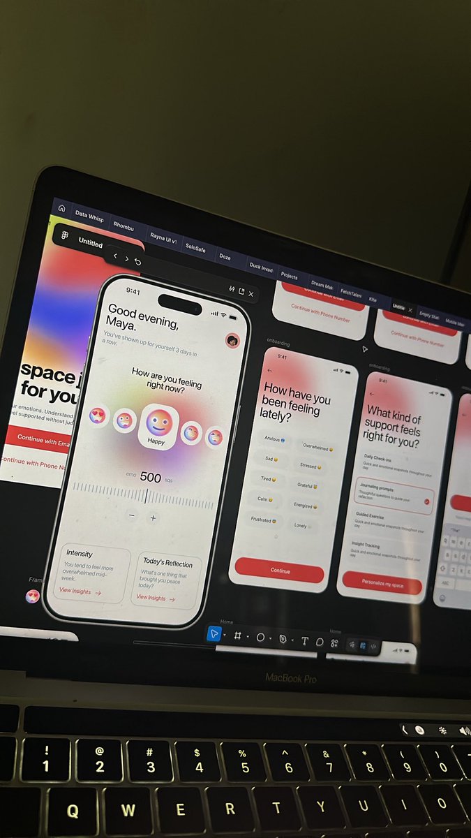 Atom the UiUx Designer tweet media
