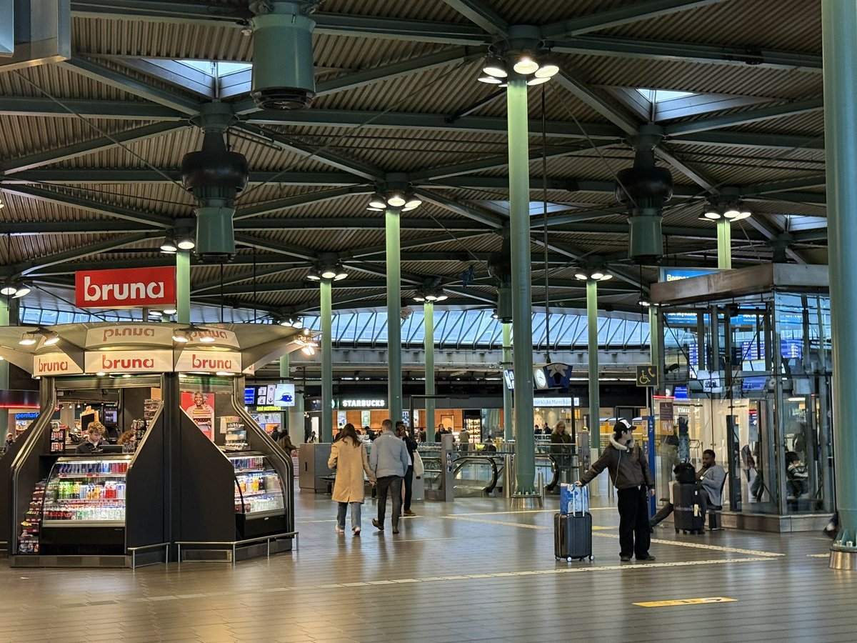 CommsCloud tweet media