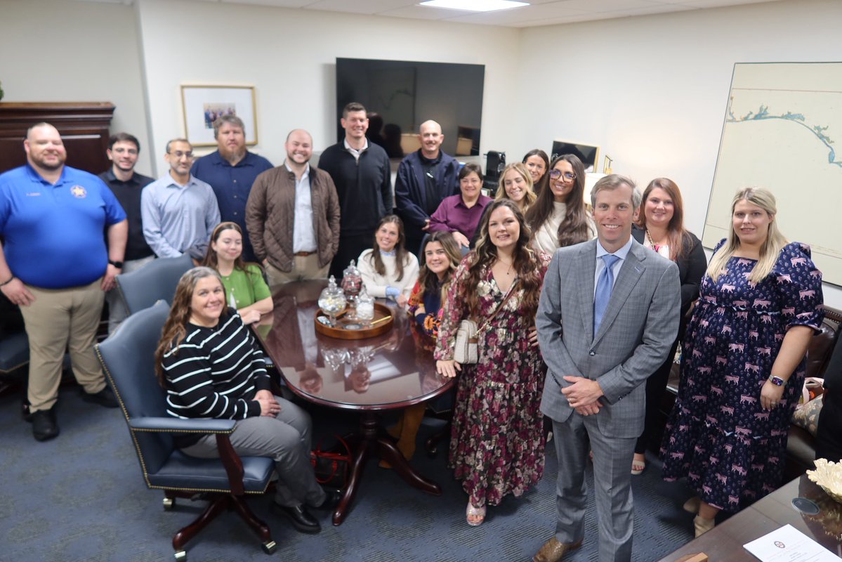 Jay Trumbull Jr. tweet media