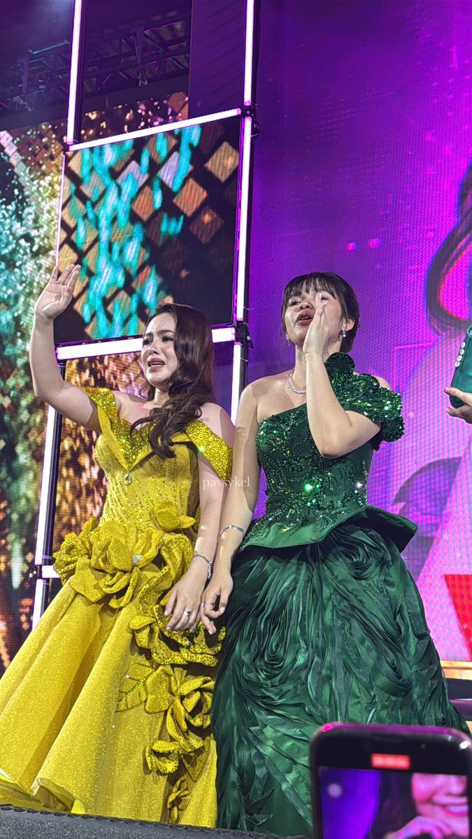 krystal &amp; ashley! 😍 #PBBCollab20TheBigNight