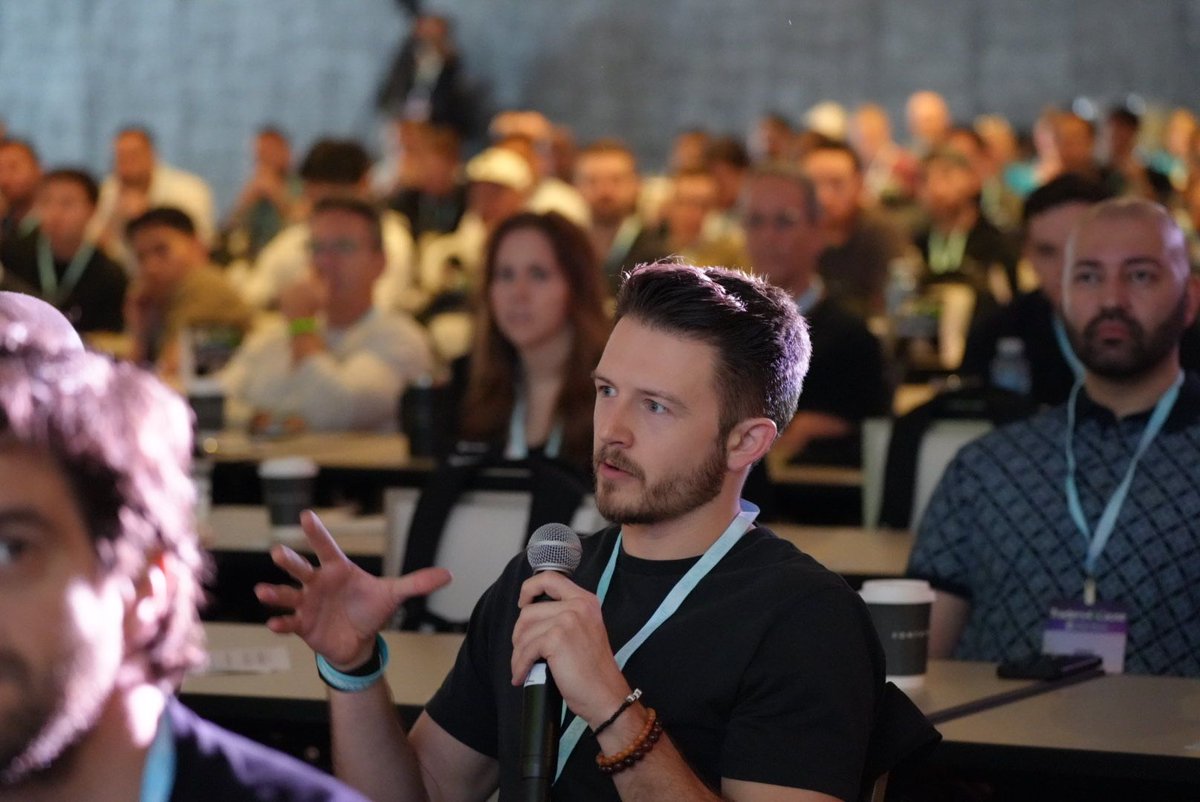 Traders4ACause tweet media