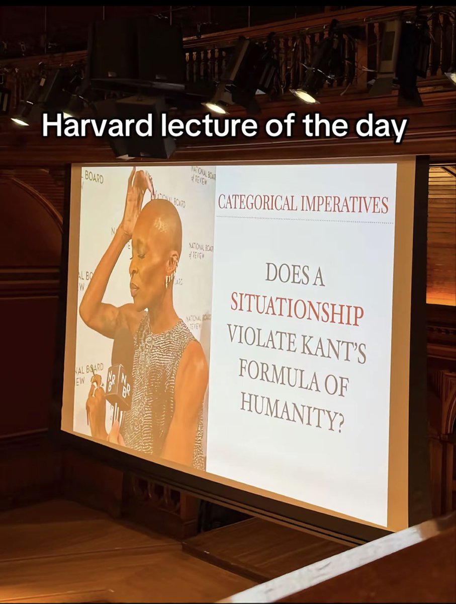 Enriri (@enrihannaaa) on Twitter photo 