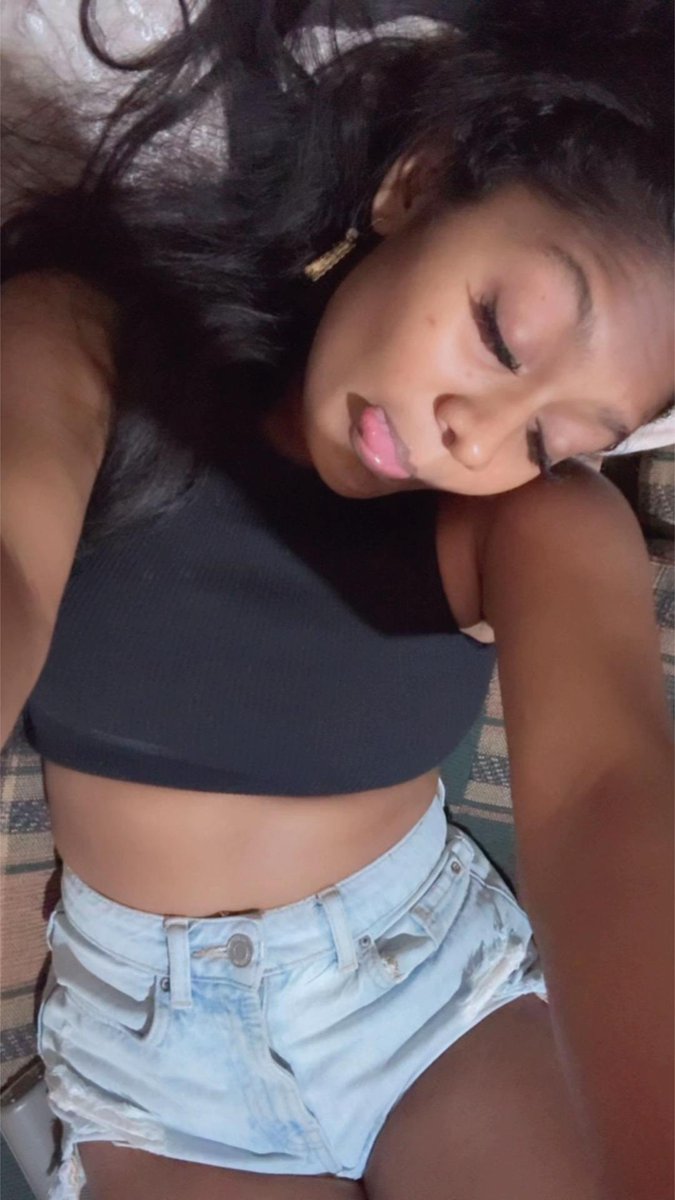 opptopus's tweet photo. Aaliyah appreciation post🖤🥜🍆💦 https://t.co/SzQz784NJN