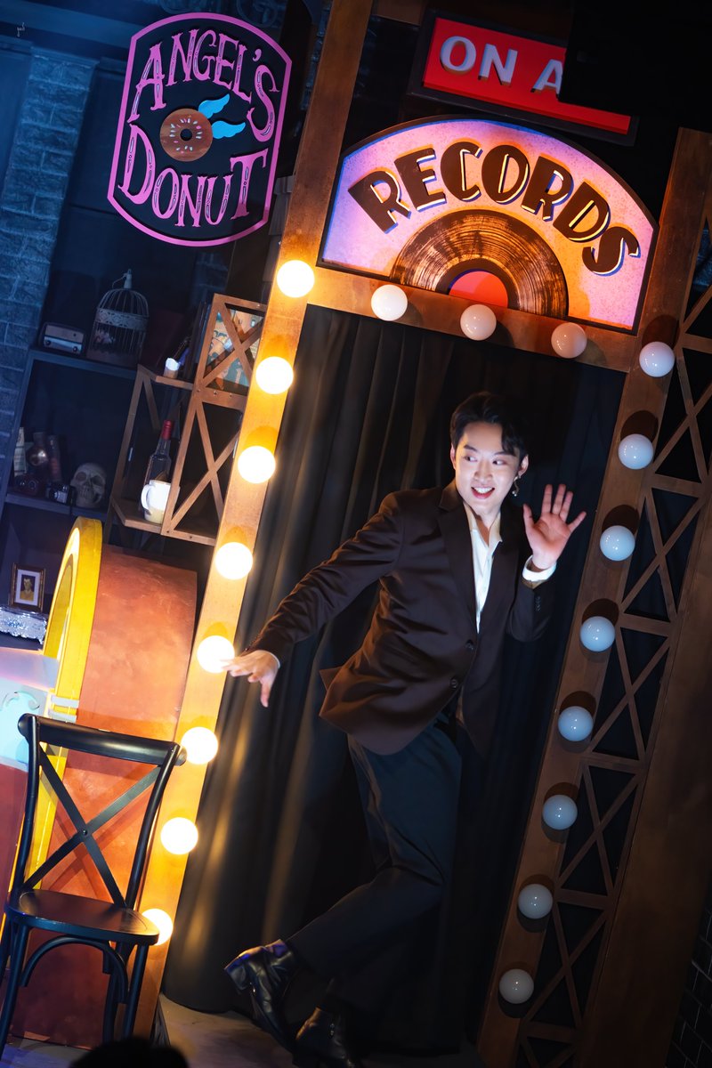 ๐๐๐ tweet media