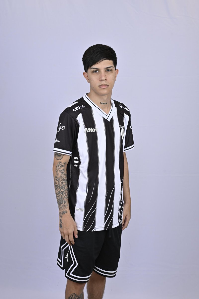 mmauri04 tweet media