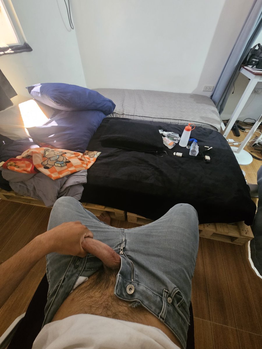 Chris G tweet media
