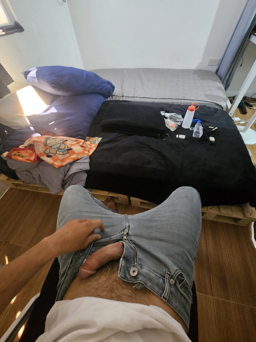 Chris G tweet media