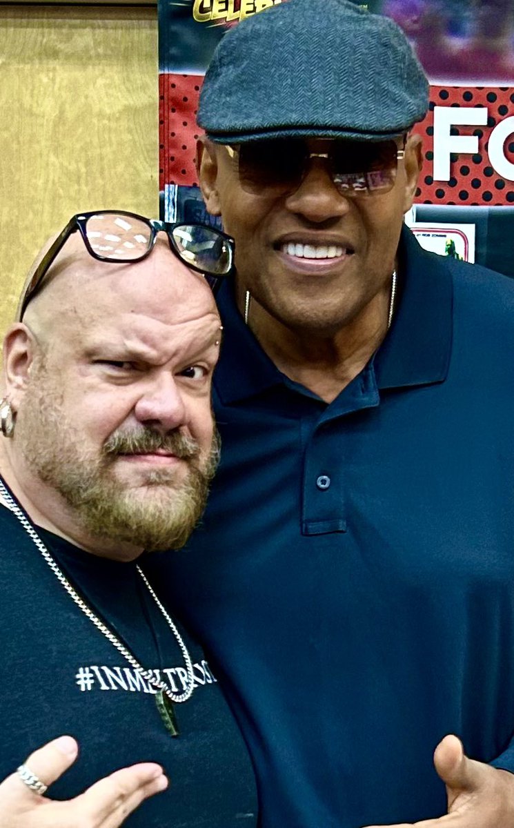 Steve Barton tweet media