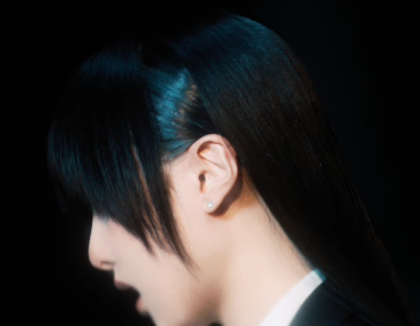 de qualquer angulo ela é perfeita meu deus