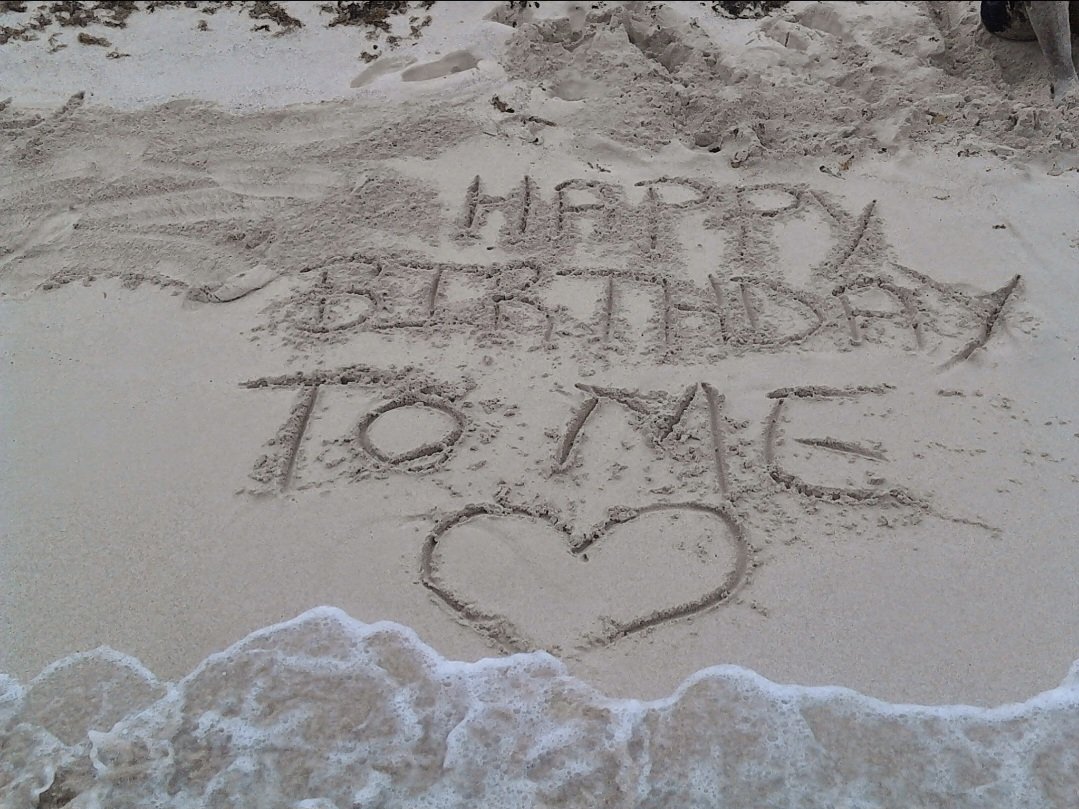 thierryiverson's tweet photo. AND AFTER ALL THESE YEARS THE LORD HAS BEEN SO GOOD!! 🙏🏾🙏🏾❤❤... HAPPY BIRTHDAY TO MEEEEE!!! 🥰🤗🎊🎂🎁🎉...I am SOOO GRATEFUL &amp; THANKFUL FOR THE MANY BLESSINGS IN MY LIFE, OVER THESE YEARS! 🎊🎁🎉🥳🤗❤🎊🎂🎁🎉  #HappyBirthday #TheLordIsGood #Grateful #Thankful #Blessed https://t.co/bhm8Atp5b9