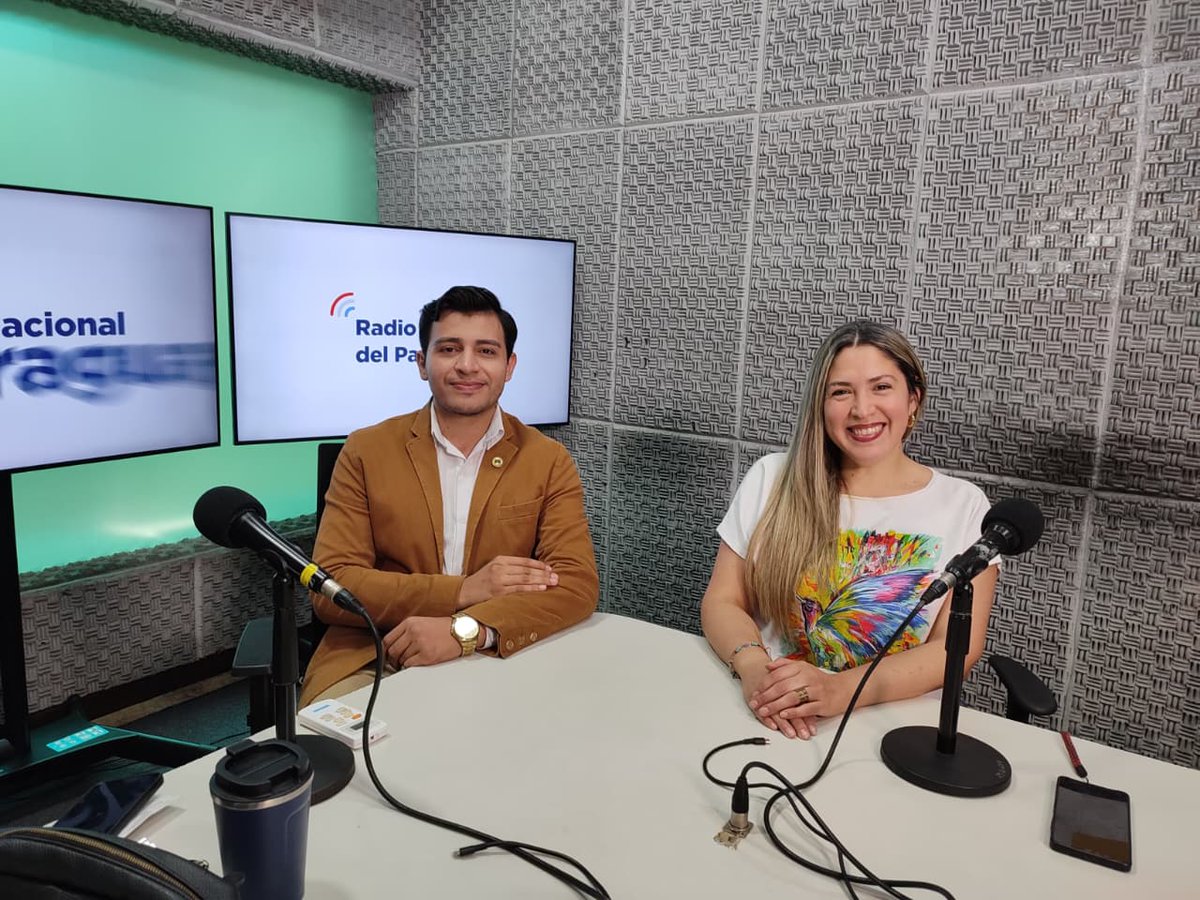 rnpy920am's tweet photo. Seguimos con #InvestigandoDeUNA, el programa de la @una_py con @MilsonGodoy nos visita la 🗣️Prof. Mag. Paloma Fisch, especialista en proyectos y emprendedurismo para hablarnos de Investigar y Emprender 

En vivo por la📻#920AM por nuestro canal de TV 📺15.2 y por 📺@ParaguayTVHD https://t.co/izPVTQb9DV