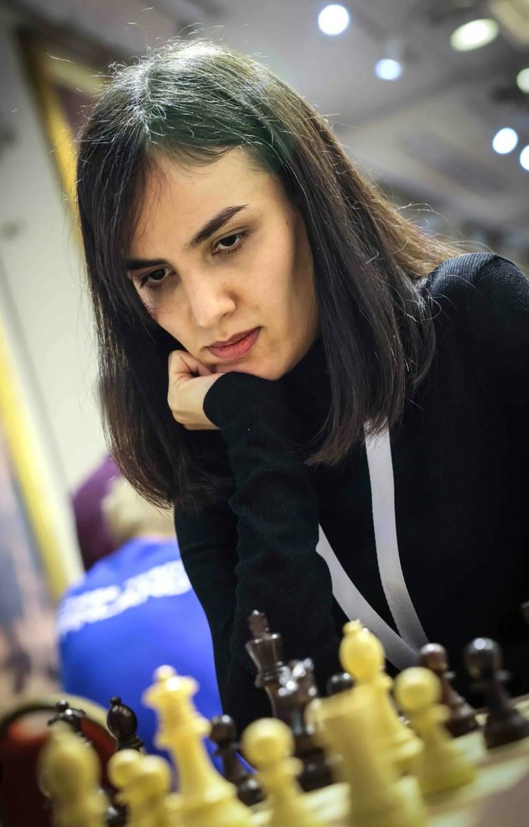 🔴 INFO - MANON AUBRY SE FAIT REMETTRE À SA PLACE (la niche)

« Une championne d'échecs iranienne exilée, qui a fui les mollahs après avoir joué sans voile et risqué sa vie pour #WomanLifeFreedom, répond cash à <a href="/ManonAubryFr/">Manon Aubry</a> : "Who are you? Seriously, who are you to talk about