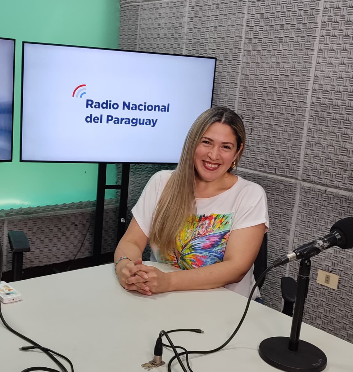 Seguimos con #InvestigandoDeUNA, el programa de la <a href="/una_py/">Universidad Nacional de Asunción</a> con <a href="/MilsonGodoy/">Milson De Jesús Godoy Caballero</a> nos visita la 🗣️Prof. Mag. Paloma Fisch, especialista en proyectos y emprendedurismo para hablarnos de Investigar y Emprender 

En vivo por la📻#920AM por nuestro canal de TV 📺15.2 y por 📺<a href="/ParaguayTVHD/">Paraguay TV</a>