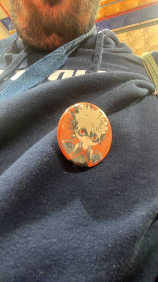 Me he encontrado esta chapa en el suelo, ahora soy otaku