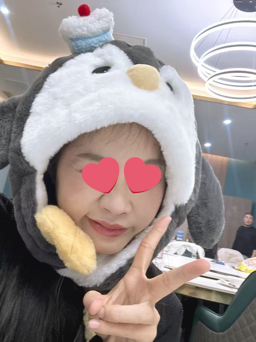 一对普通情侣 tweet media