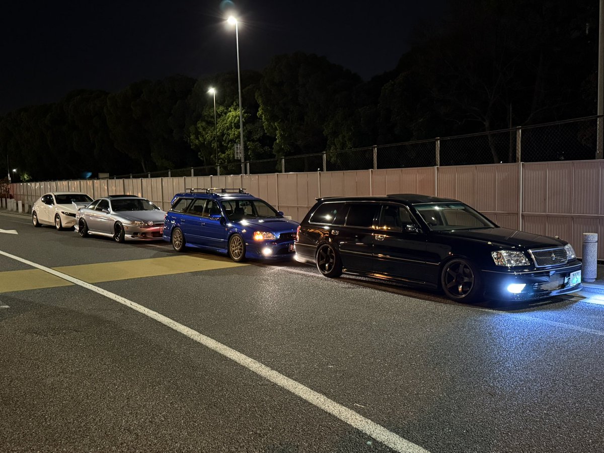 高校の後輩や沢山の３レガ仲間と会えてまたまた楽しい土夜でした！
お会いした皆様ありがとうございました🙇‍♂️

<a href="/NOBU_legacybh5/">のぶぅた</a> <a href="/p__ri__n_/">くるみ</a> <a href="/yuuki0825_WORKS/">yuuki0825</a> <a href="/ez_4pe/">寒ぶり</a> 
<a href="/DBMD832/">れんげ</a> <a href="/tk_BH5_1JZ/">たくちゃん</a> <a href="/rsk_825_c/">ぶるねぇ</a> <a href="/boya_photo/">暮夜</a> <a href="/hide_ii_August/">hidetoshi</a> <a href="/OgachyB4_BE5_B/">おがちぃB4鰤</a> <a href="/BE5_1R2S0K8/">Maa</a>