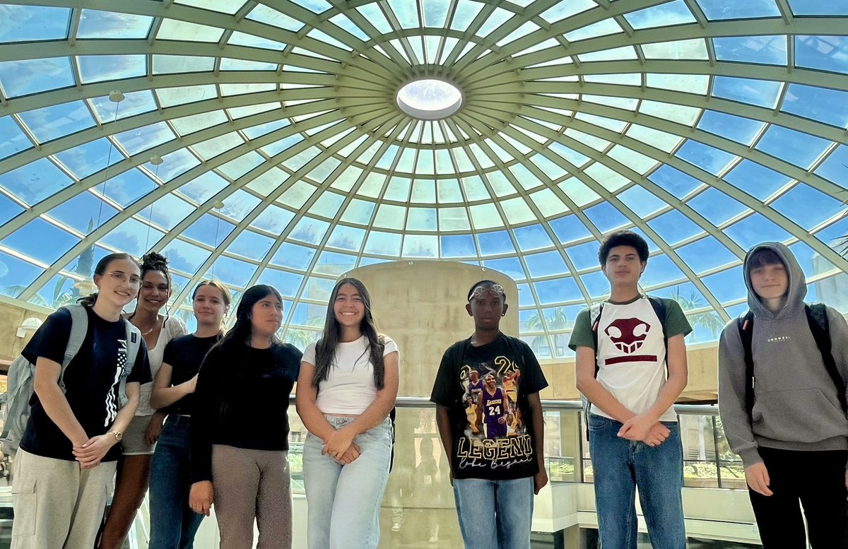 UTK-8 John Muir Language Academy tweet media