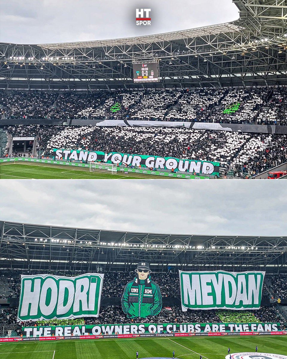 Dayı bak yemin ediyorum bitmişsiniz.

Normal gergin maça gelmiş deplasman tribünü performansı gördük. Bunu da yapamıyorsanız zaten gelmeyin. He bununla övünecekseniz de kendinizi eleştirin. 

Deplasman mı görmedik? 
Deplasman mı yapmadık?

İlk devre aval aval izlediniz. Sesinizi