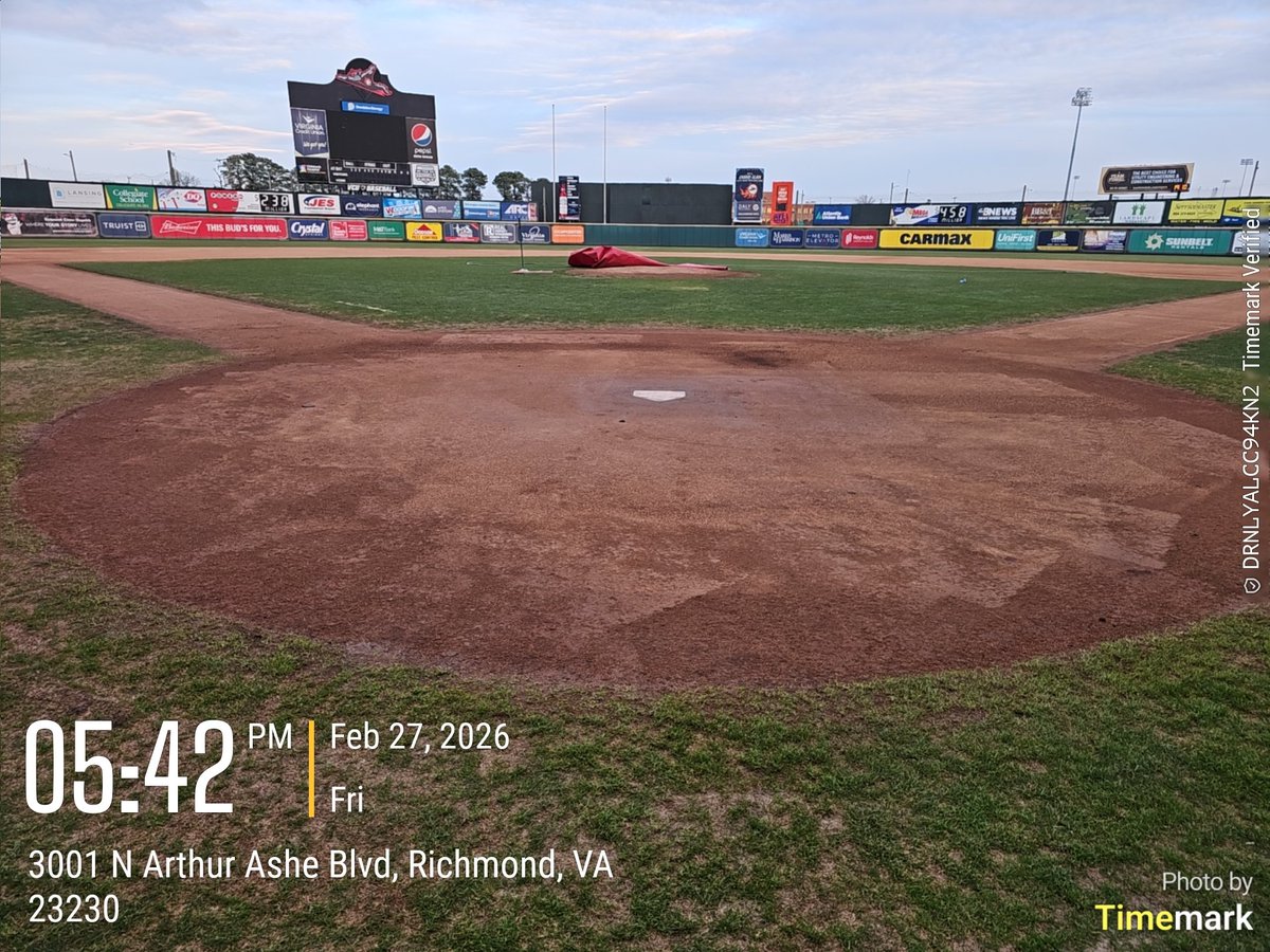 DamonDaniels's tweet photo. Took over field operations at The Diamond for @VCUBaseball on 2/3. Been doing a lot of work to tighten it up. Most recently, cut a little over 1/4 off the home plate area. Finally level for the first time in at least 3 years. #baseball #fieldexperts https://t.co/KzWyam4p2B
