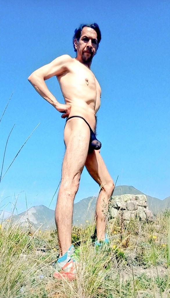Marcelo_thonger's tweet photo. Paseo de la mañana en tanga transparente de #arroyman #tangadeldía https://t.co/K4bNbO9cFe