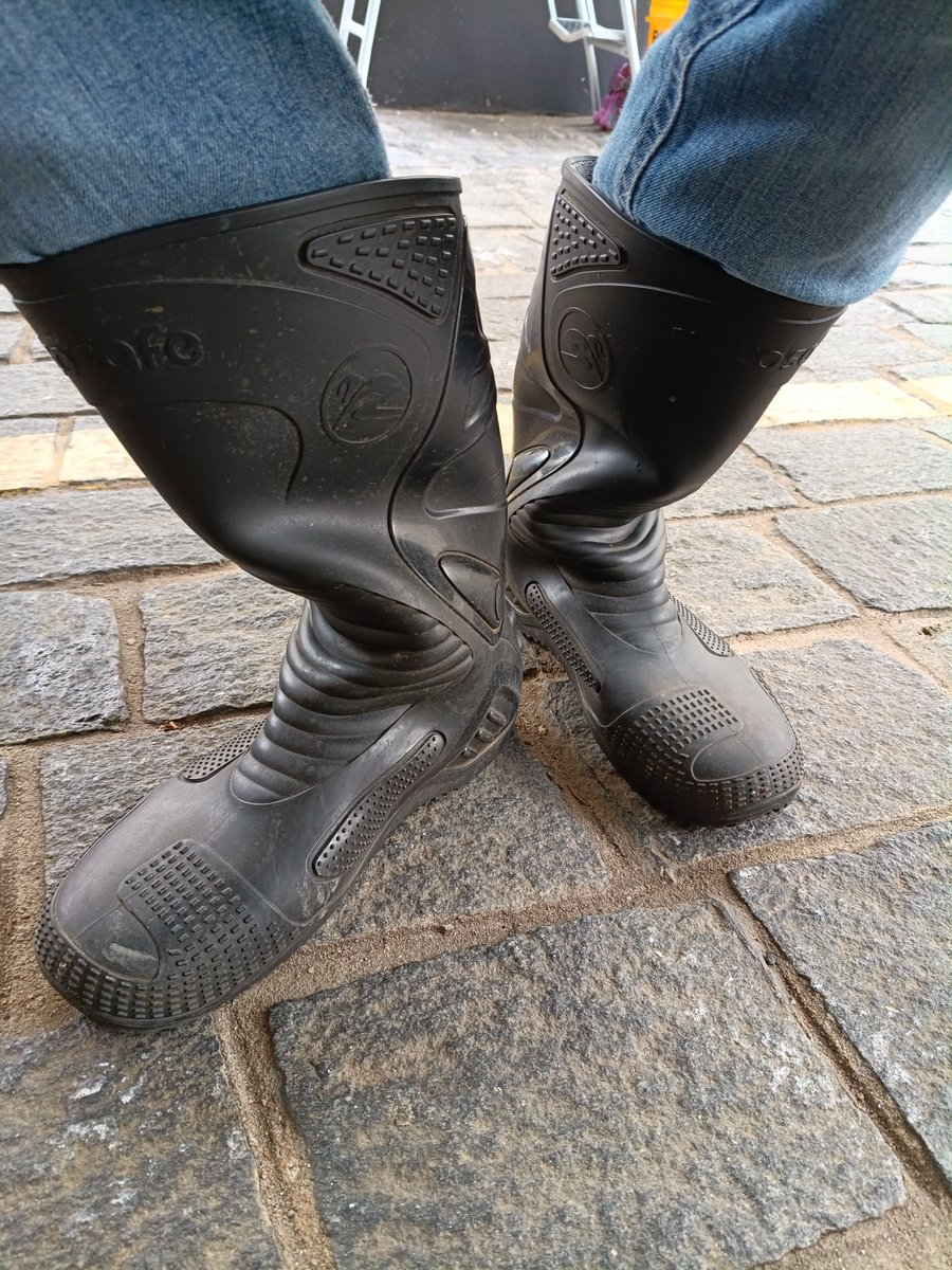 BootZsSp tweet media