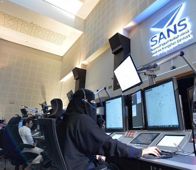 لا تنسون عيالنا وبناتنا المراقبين الجويين من دعائكم 🇸🇦

المراقبة الجوية من أصعب وأخطر الوظائف في العالم وفي مثل هذي الظروف تزداد صعوبة بشكل جنوني

يعملون تحت ضغط مستمر ويتحمّلون مسؤولية سلامة مئات الركاب في كل رحلة