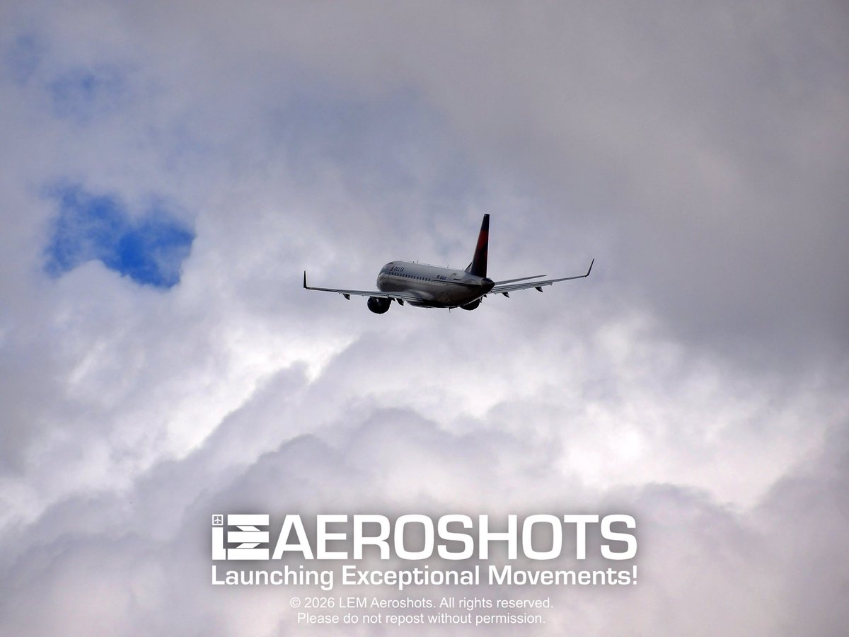 LEMAeroshots's tweet image. Taking off into powerful clouds and sunshine! -LEM 😍☀️☁️

✈️ @Delta Connection @Embraer #ERJ175 🤝 @RepublicAirways 🌐 @SkyTeam 🎨 Onward and Upward Livery 🔢 #N246JQ 📍 DCA (@Reagan_Airport) 🛫 Runway 1 🗓️ 4-4-24 📸 @Kodak @KodakPIXPRO AZ528

#LEMAeroshots #FlyReagan #Delta