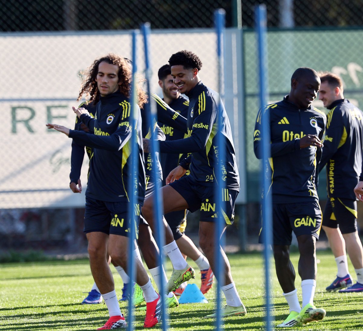 De Marke Sports tweet media