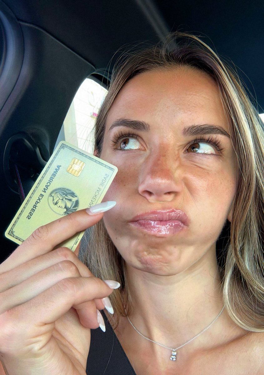 Freeloader_God's tweet photo. Hey cucktards, stop staring n start swiping for your superior

Findom femdom BNWO MNWO cuck beta whalesub feet soles hot paypig man swiped freeloader worship https://t.co/l6Sz26oZ96