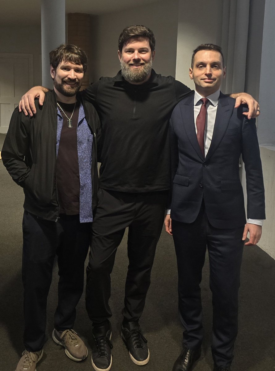 Pangburn tweet media