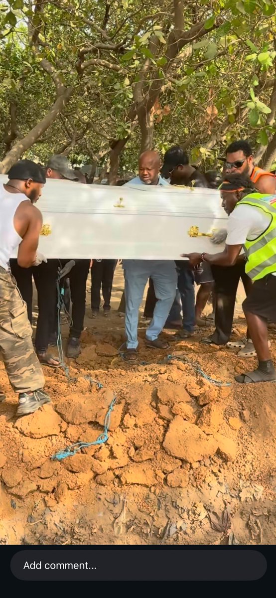 YabaLeftOnline tweet media