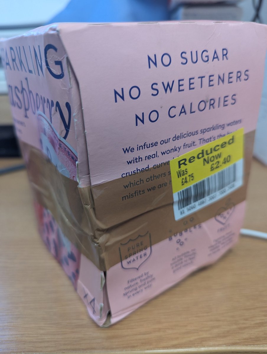 sarahquick's tweet photo. @sainsburys I dislike self checkouts but accept they are now becoming the way we have to shop. But if you are going to make us use the self checkouts then please also trust us to use them. Had to have this 'approved' before I could scan any more of my shop, I'm not a thief. https://t.co/1dxNrMvLNz