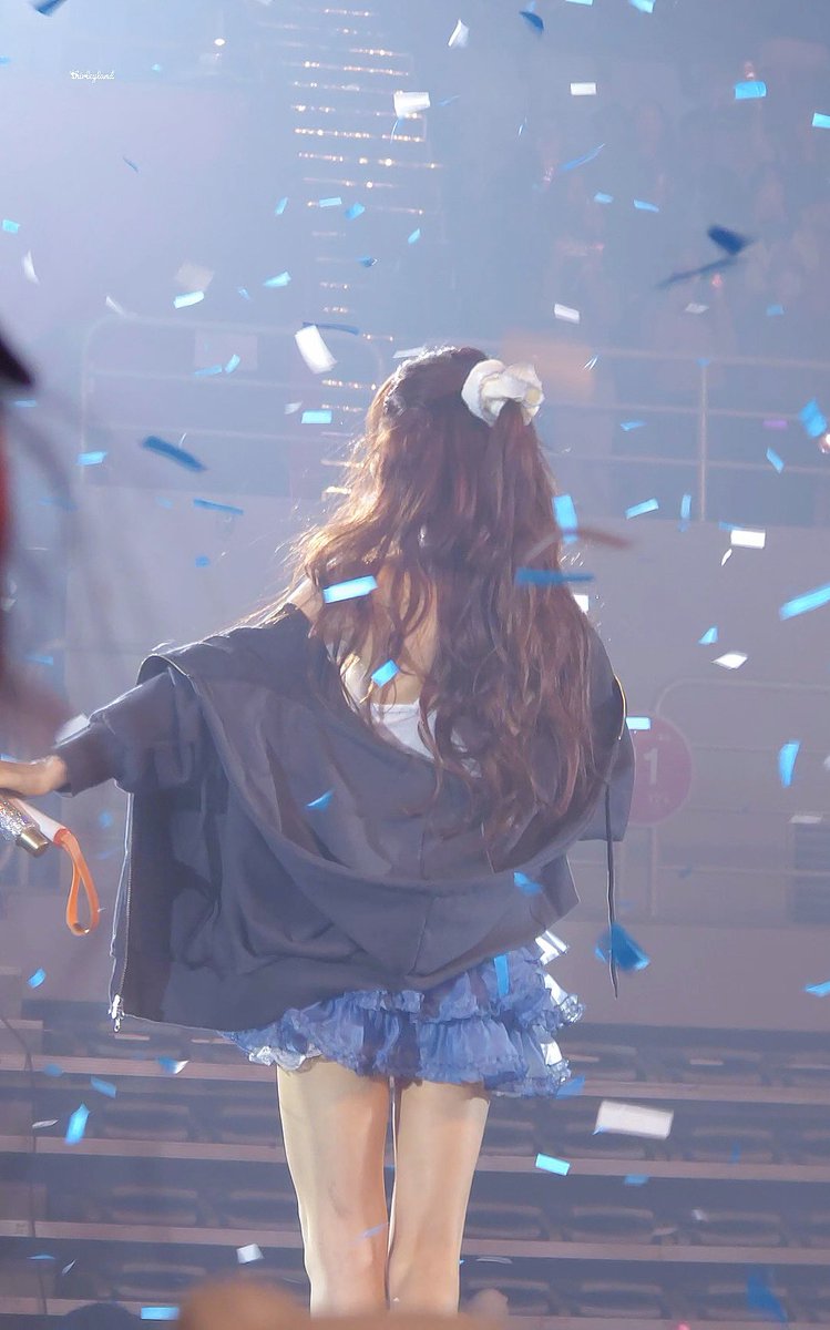 승완이의 축제가 끝나지 않기를 바랍니다🩵
#웬디 #WENDY_WORLDTOUR_ENCORE