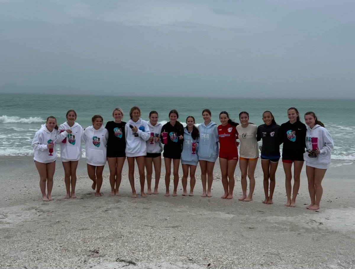 ISCgirls tweet media