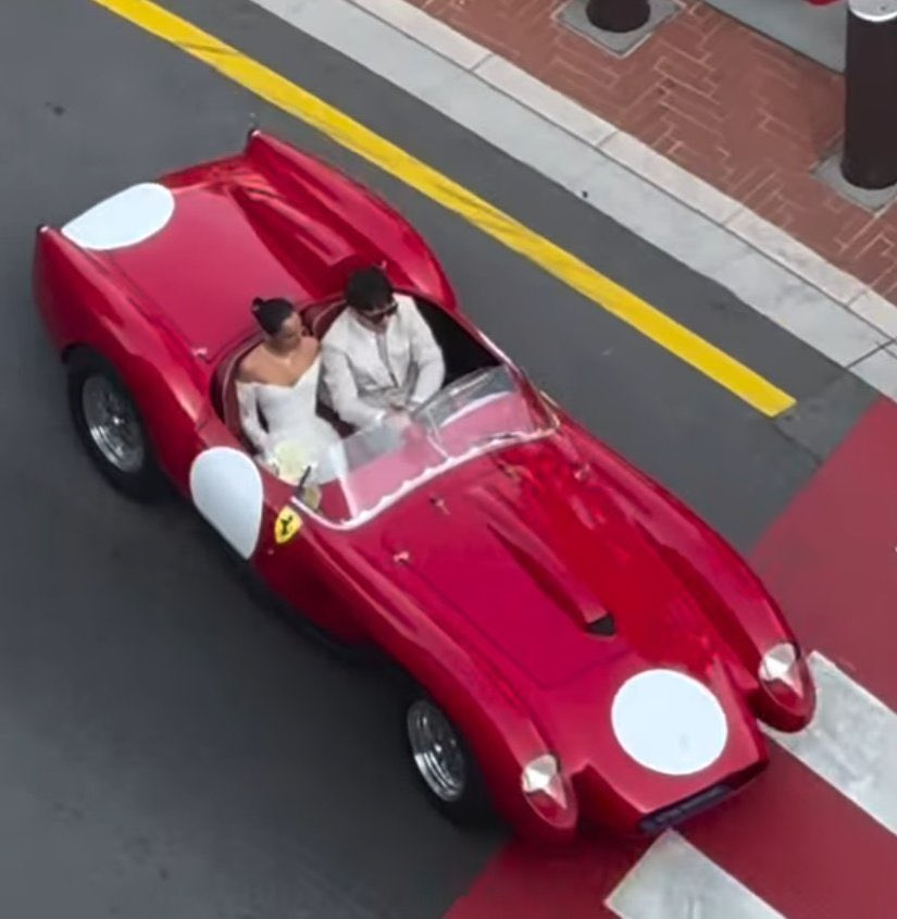 lecvett's tweet photo. casarte con el vestido y la boda de tus sueños, con el amor de tu vida manejando una ferrari clásica con la vibras de ‘escape’ y encima pasando por el circuito en el que tu marido se volvió primer ganador monegasco en casa…send me the prayers girl😭 https://t.co/IxYlnuHyLm