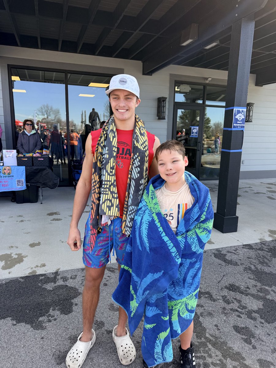 Dallas Cornpropst - 4.5 ⭐️ tweet media