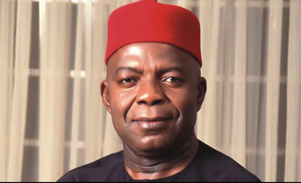 Looking for what to criticize Otti with is like searching for a needle in a haystack.

NA YOU GO TIRE!🫵🏼

As far as Ndi Abia are concerned, Otti CANNOT do any wrong in their eyes; so far proven.

And that's what matters!

For now, if Otti says you're stupid, then you're STUPID.🫵🏼
