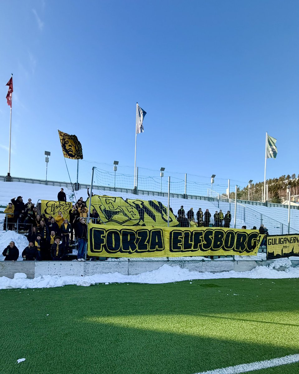 IFElfsborg1904's tweet photo. Stödet på plats 😮‍💨

Stort tack till alla som gjorde resan till Sundsvall för att heja fram di gule 💛
_____
#vitillsammans #elfsborg #borås https://t.co/BcVUuYsTr9