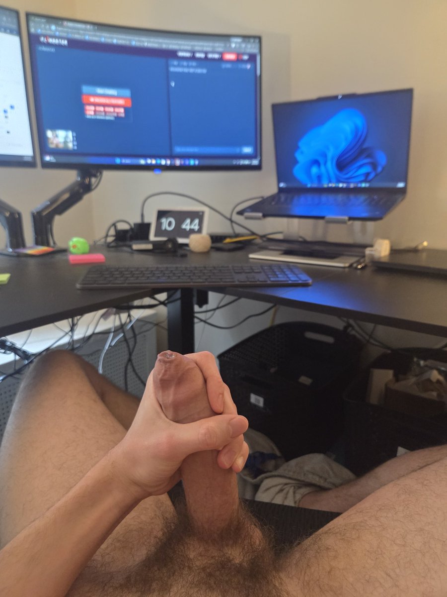 Gooning the day away