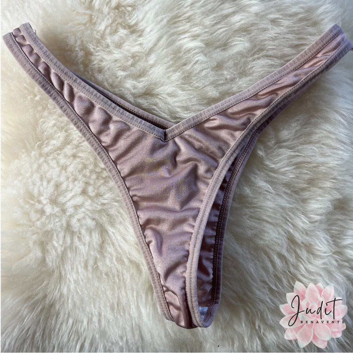 Do you want my thong?? 👇Send WhatsApp
wa.me/34616796359