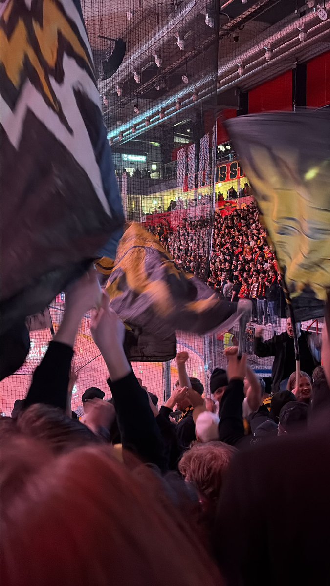 BudforPresident tweet media