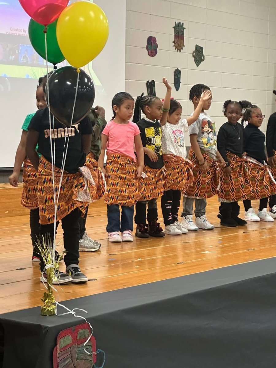 MoCarterFOX54's tweet image. This week , I had the privilege of serving as a keynote speaker at Montview Elementary 
in Huntsville for their Black History Month Program. A fantastic job was done by the students, faculty and staff.
#BHM #Tegna @HSVk12