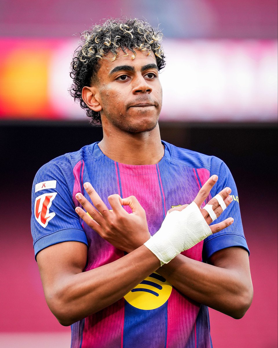 🚨🚨 𝗣𝗥𝗘𝗠𝗜𝗘𝗥 𝗧𝗥𝗜𝗣𝗟𝗘́ 𝗗𝗘 𝗟𝗔 𝗖𝗔𝗥𝗥𝗜𝗘̀𝗥𝗘 𝗗𝗘 𝗟𝗔𝗠𝗜𝗡𝗘 𝗬𝗔𝗠𝗔𝗟 🇪🇸 !!!!! ⚽️⚽️⚽️

18 ans. 💎